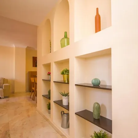 Albi Burriana Apartment Nerja